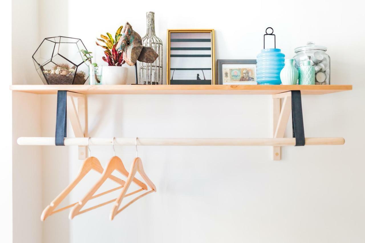 Trendy Local Apartment ปราก ภายนอก รูปภาพ