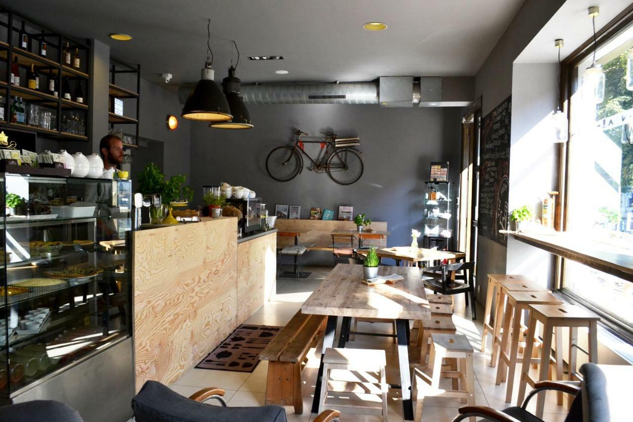 Trendy Local Apartment ปราก ภายนอก รูปภาพ